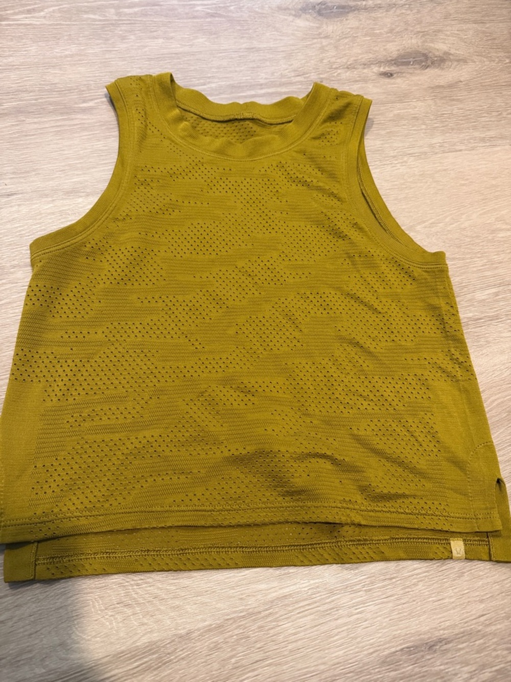Lululemon Train to Be Tank Top *Camo Dot Camo Gold Spice Size Small
